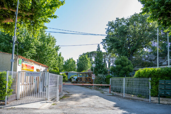 Terrain de camping municipal au bord du lac de Besse sur Issole