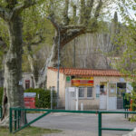 camping municipal au bord du lac de Besse sur Issole